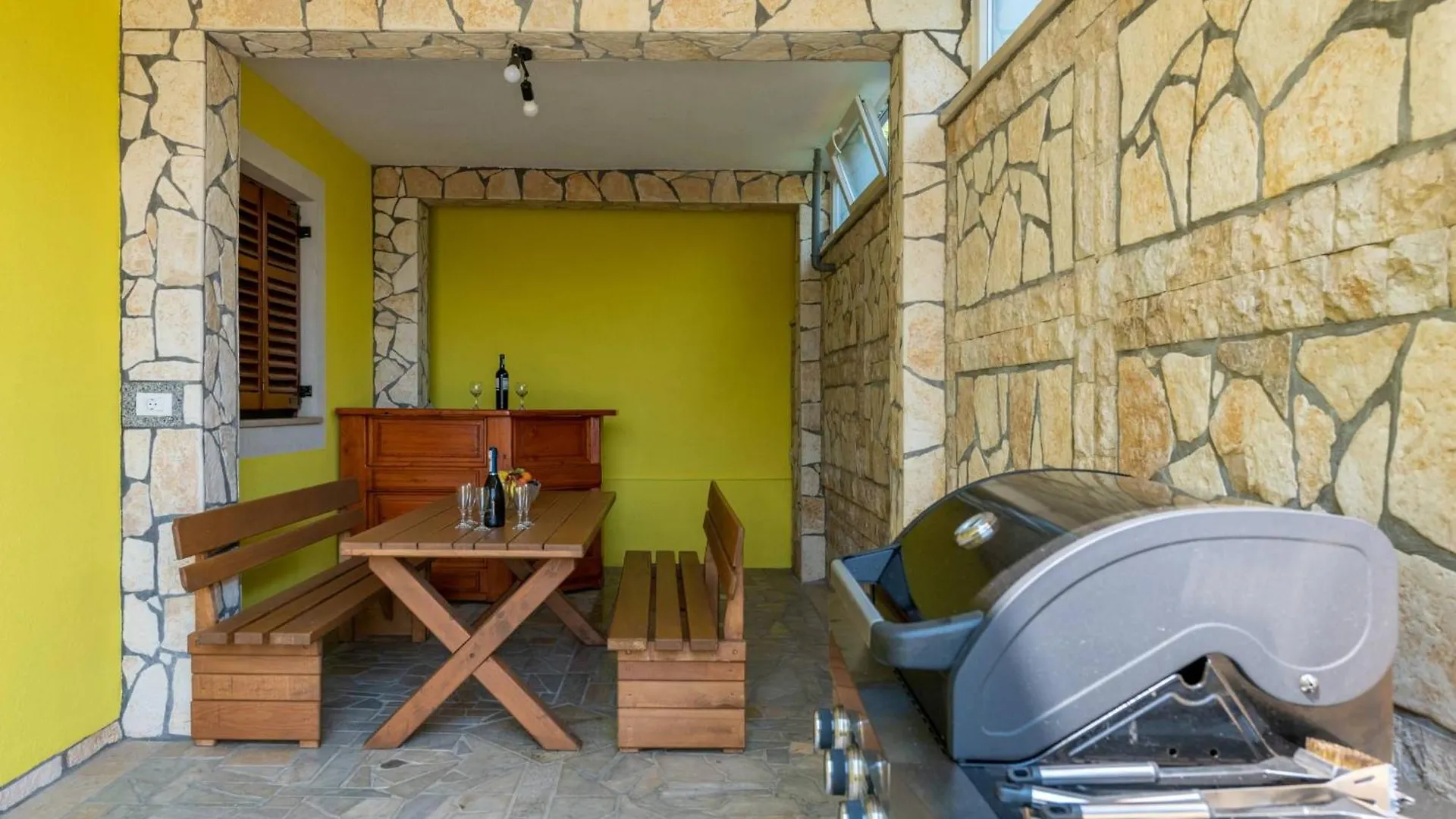 Ferienhaus Sunce Pula Holiday home