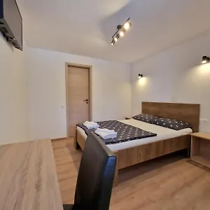 Guest house D, Pula